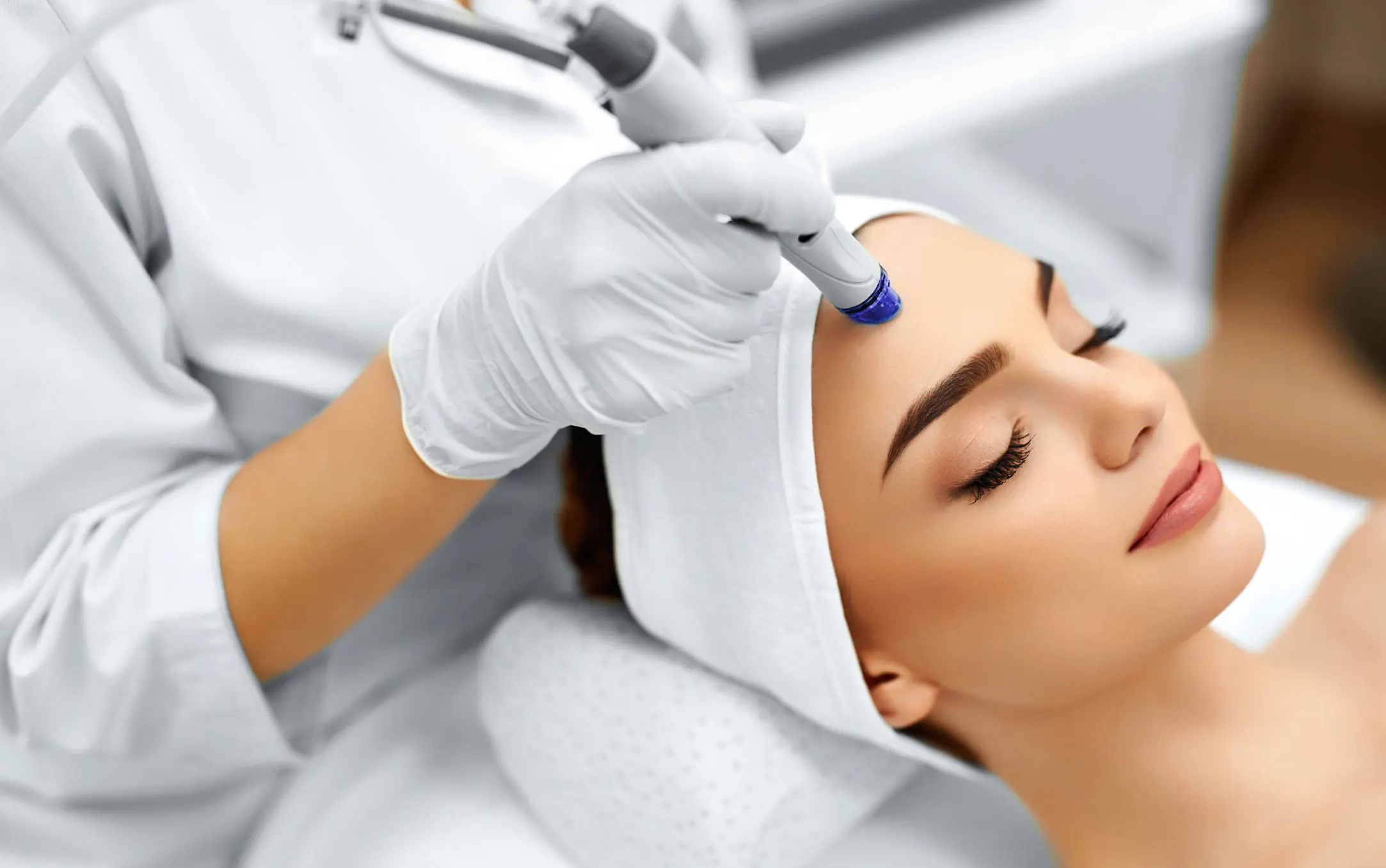 What Is Collagen Lift Therapy and How Can It Help Ageing, Loose Skin Solihull?